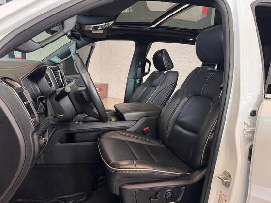 RAM 1500 5.7 V8 GASOLINA LIMITED CD 4X4 AUTOMÁTICO